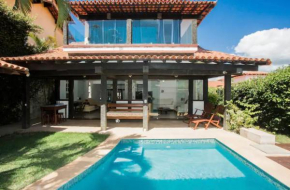 Formidável Casa com Piscina